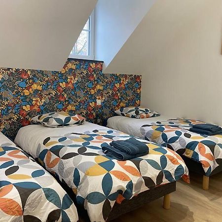 Les Prunelles Maison De Village De 4 A 8 Personnes Précigné Exteriér fotografie